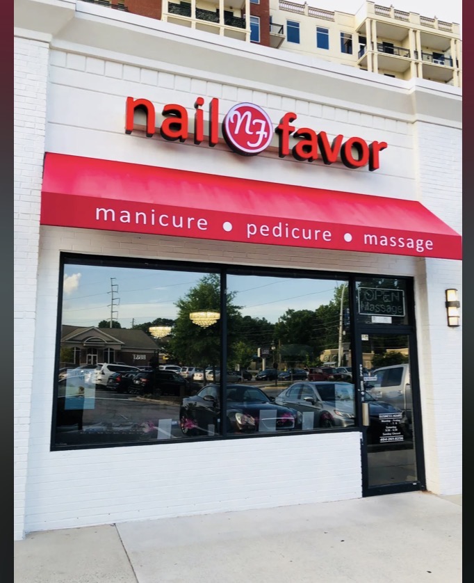 Exterior of Nail Favor Salon & Spa in Buckhead Atlanta
